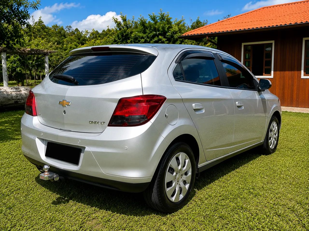Chevrolet Onix Hatch LT 1.4 8V Flex Power Mec. 4P 2015 - Foto 3