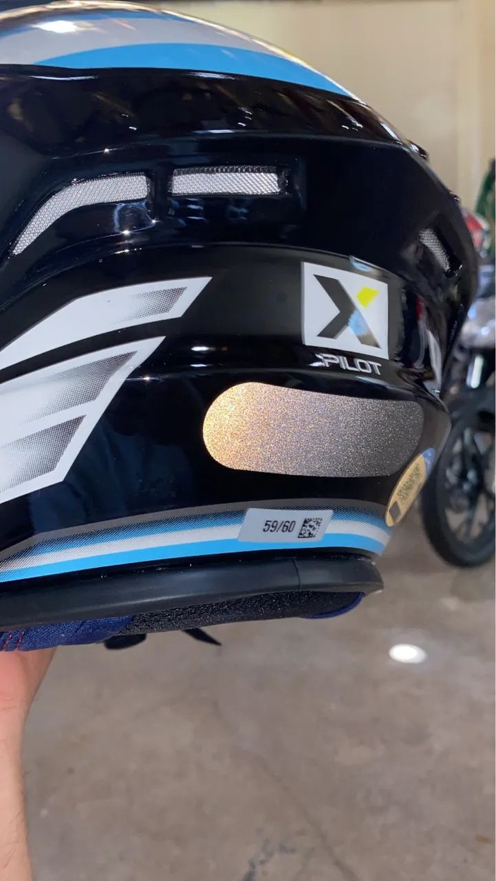 Capacete nunca usado novo ASX 59/60