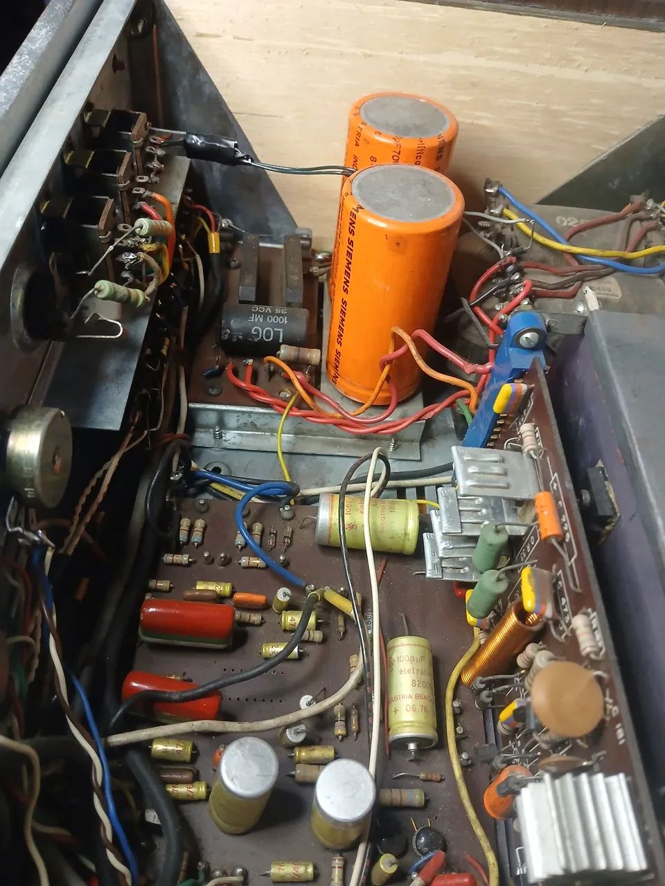 Amplificador Gradiente Lab 1000 - Foto 5
