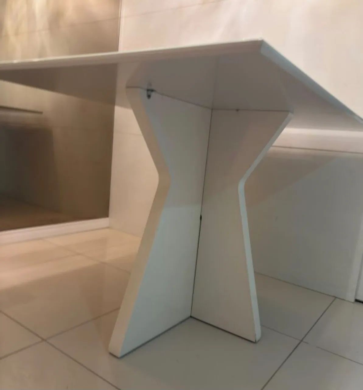 Mesa da decorart com 4 cadeiras - Foto 3