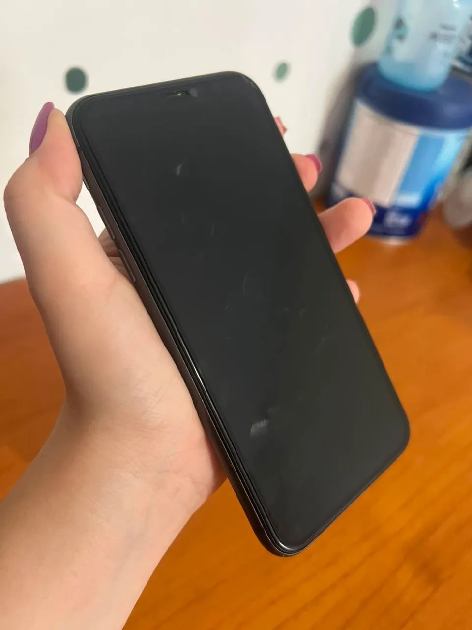 Venda-se iPhone 11 com caixa  - Foto 4
