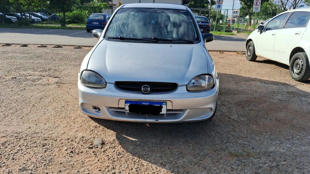 Chevrolet Corsa CORSA WIND 1.0 MPF/MILLENIUMI/ EFI 4P 2001