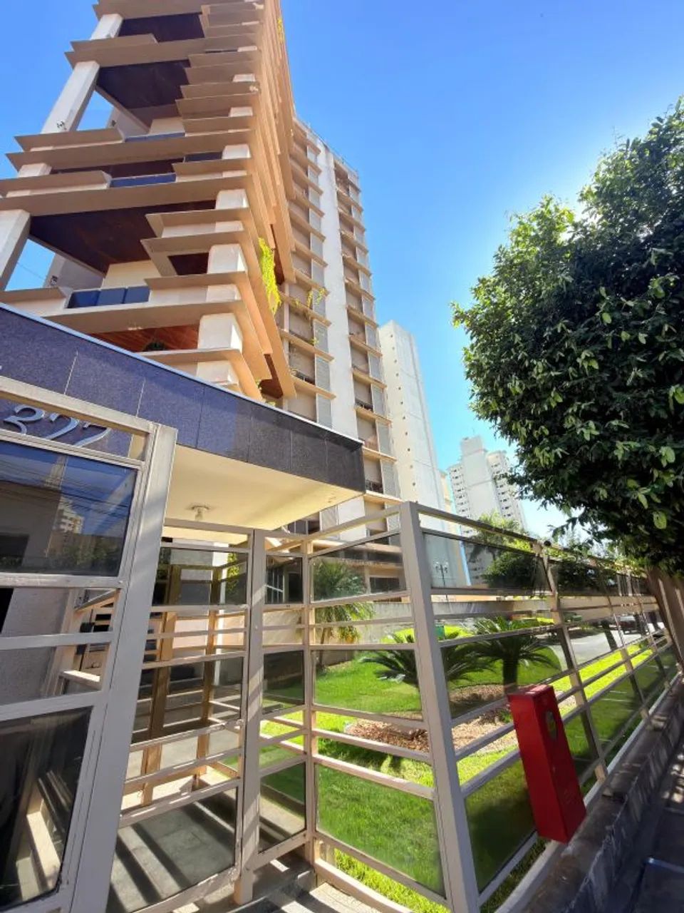 Apartamento de 3 suítes á venda no Ed. Maison Blanche - Foto 2