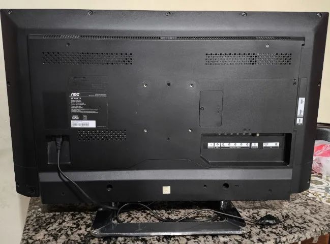 TV AOC 32' com a tela trincada por dentro - Foto 4