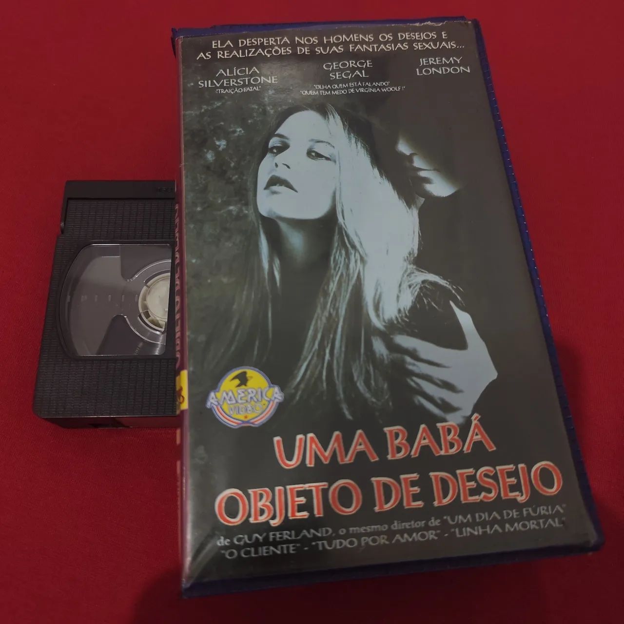 VHS Uma Babá Objeto de Desejo (Legendado) - Alicia Silverstone