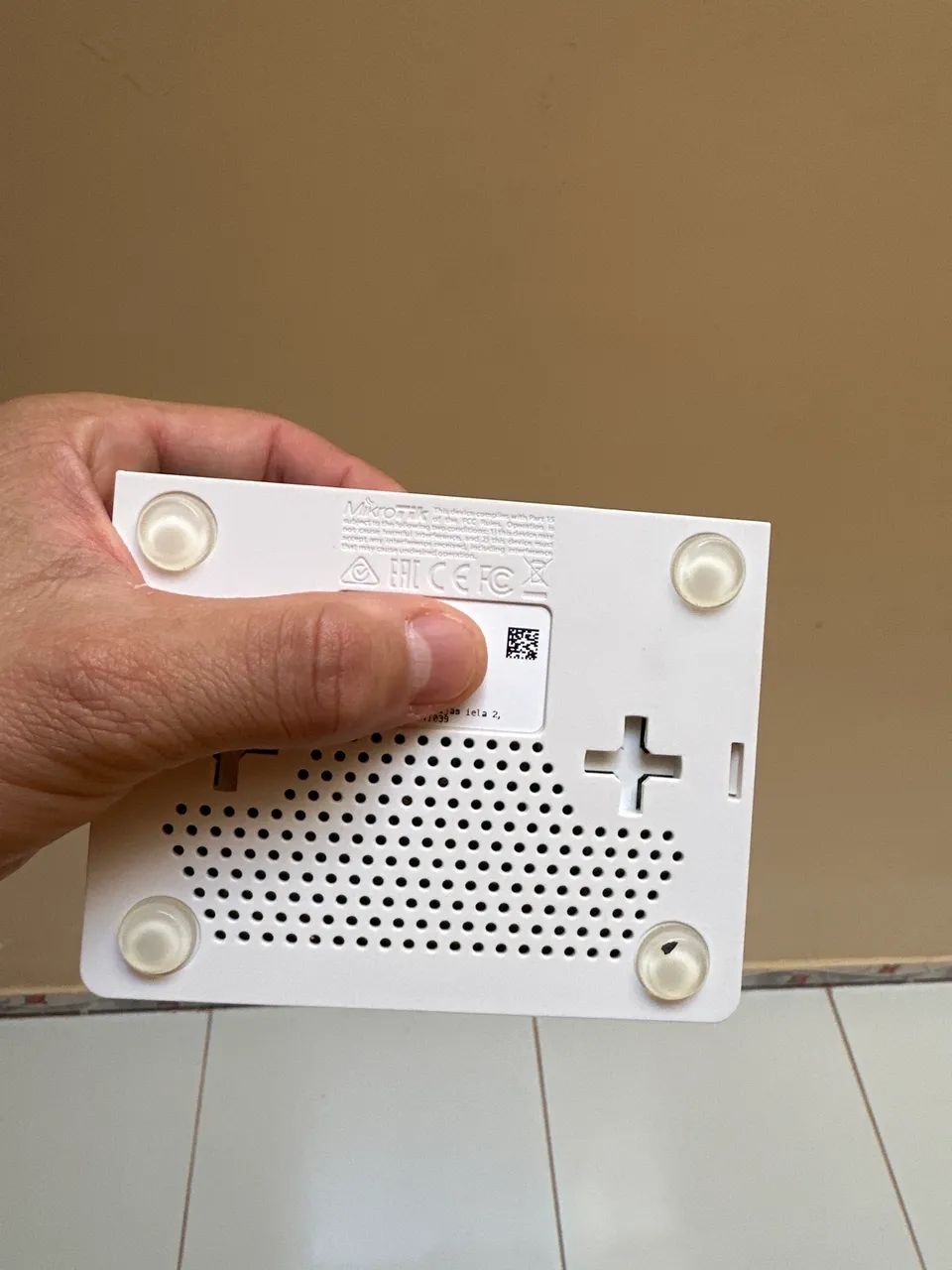 Mikrotik Routerboard Rb750Gr3 - Foto 3