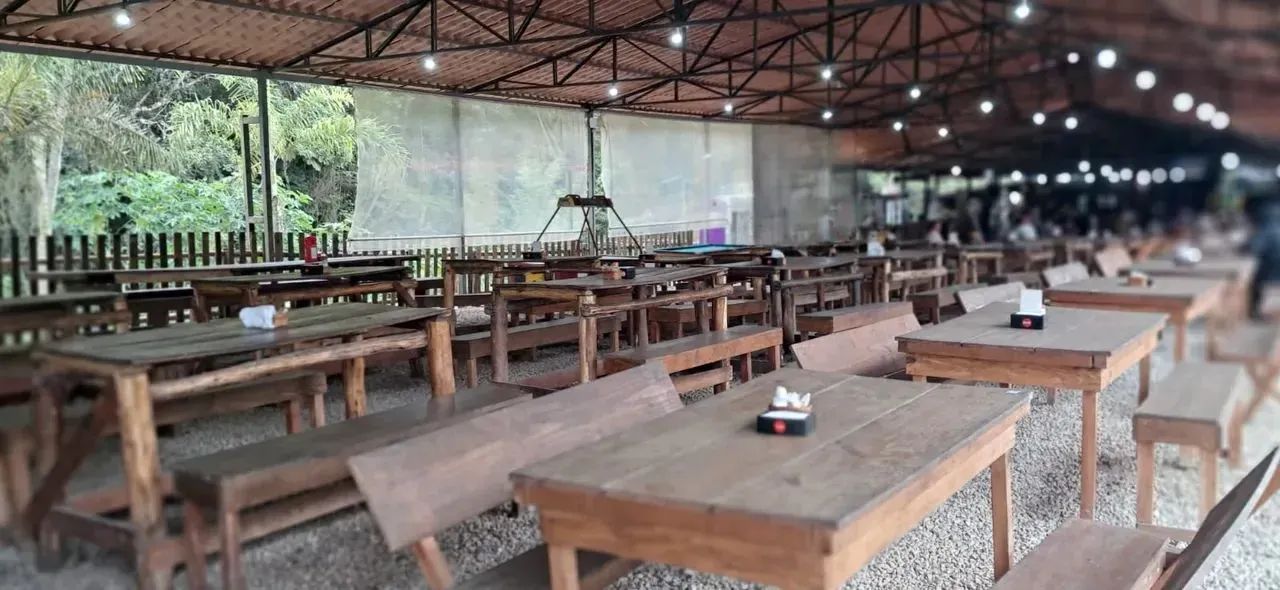 Restaurante com estacionamento na Zona Sul. Ref; 2059