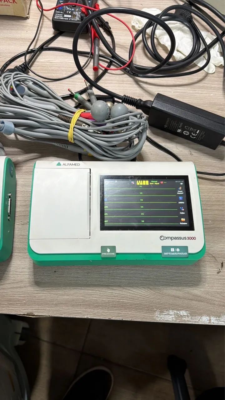 Eletrocardiograma portátil Alfamed 