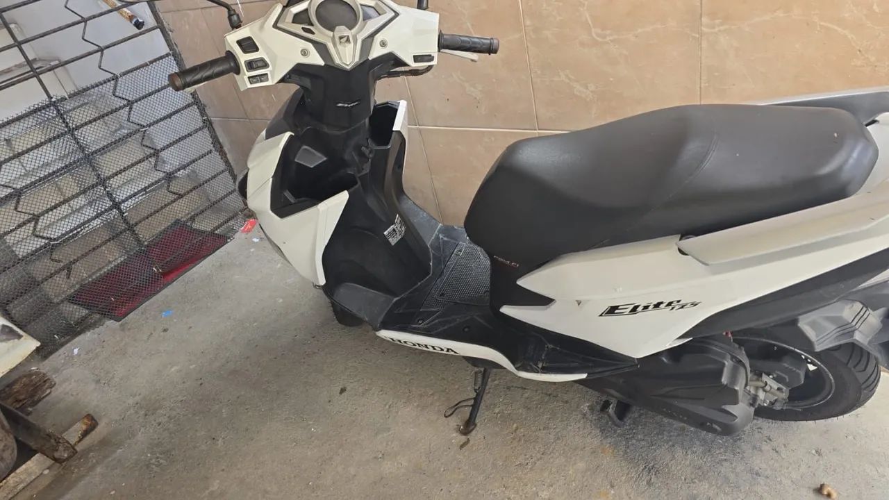 PCX ELITE 12500  - Foto 2