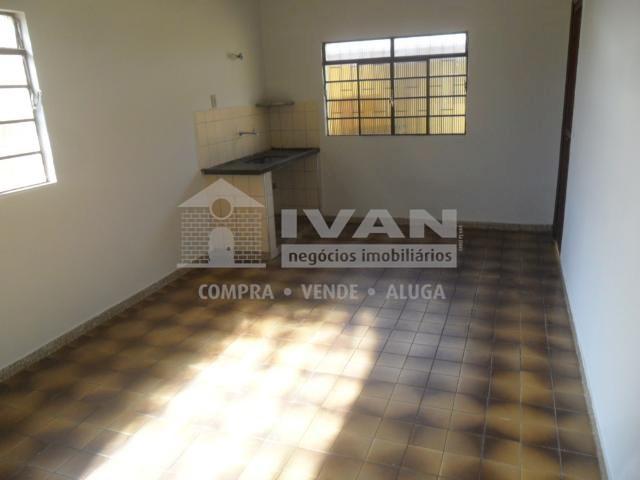 Casa para alugar com 2 dormitórios em Martins, Uberlândia cod:211346 - Foto 4
