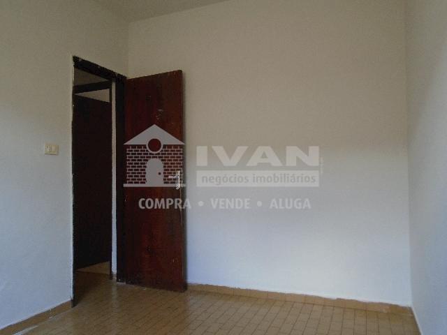 Casa para alugar com 2 dormitórios em Tibery, Uberlândia cod:594329 - Foto 3