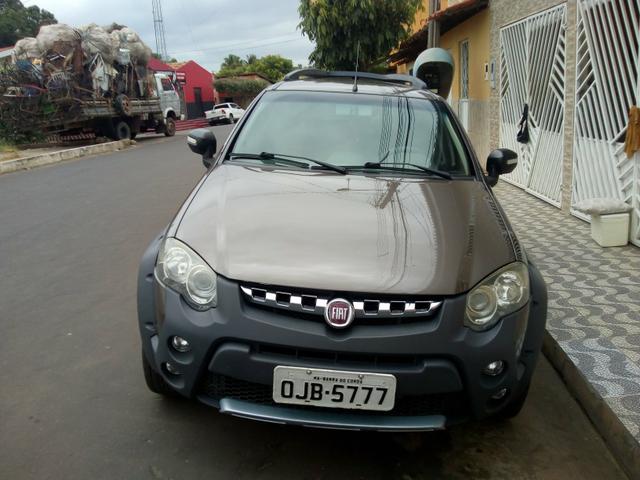 FIAT Palio Adventure Locker 1.8 Manual Completa 2013/2013 - Foto 5