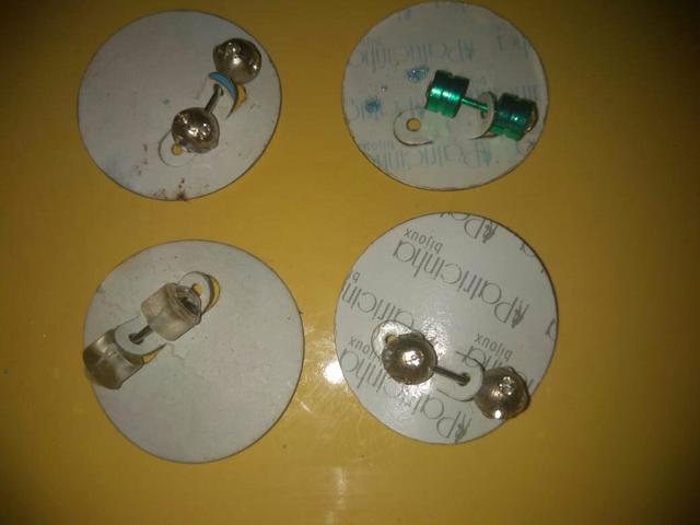 Piercings e alargadores - Foto 4