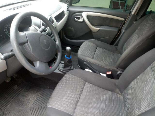 Renault Sandero 1.6 - Foto 11