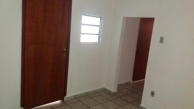 Casa a 150 Metros da Av. Goiás, Próxima da Rodoviária e Shopping Passeio das Águas - Foto 11