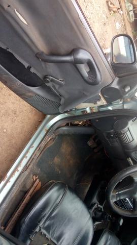 Vendo Corsa classic dispenso curiosos só chama quem intende do assunto . - Foto 7