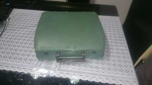 Vendo ou troco . Maquina de datilografia antiga - Foto 5