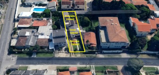Terreno 780 m2 e sobrado 240m2 - Capão Raso - 1 quadra Av Brasilia