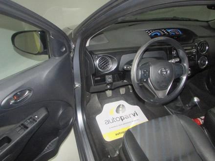 TOYOTA ETIOS 1.5 XS 16V FLEX 4P MANUAL - Foto 4