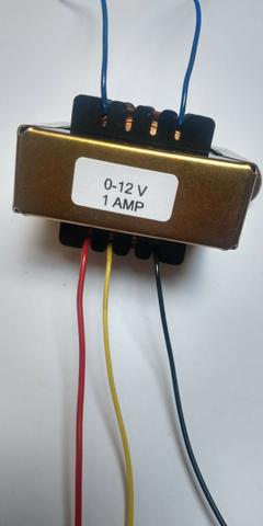 Transformador 0-12 v 1 Amp