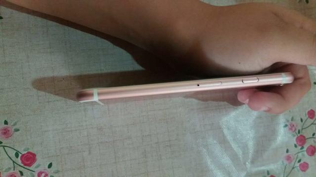 iPhone 6s rose.