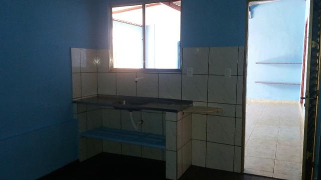 Casa a 150 Metros da Av. Goiás, Próxima da Rodoviária e Shopping Passeio das Águas - Foto 7
