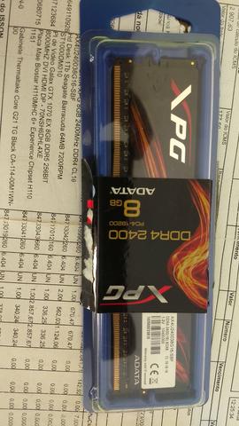 Placa de vidio GTX 1070 8 gb ddr5 + memória xpg 8 gb