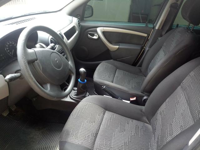 Renault Sandero 1.6 - Foto 5