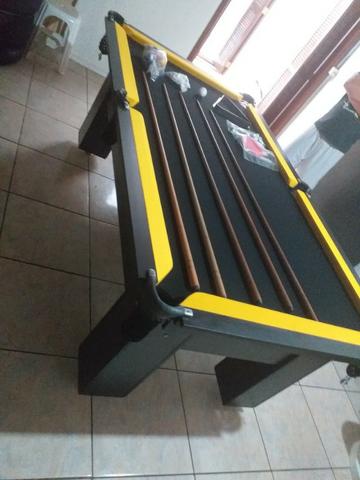 Mesa de Sinuca e Bilhar Cor Branca Tecido Preto Mod. BKGU4015
