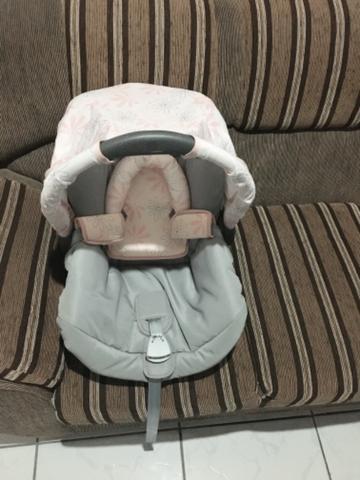 Banheira com suporte e bebê conforto!