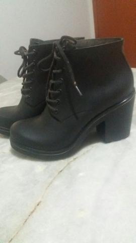 cherry bota