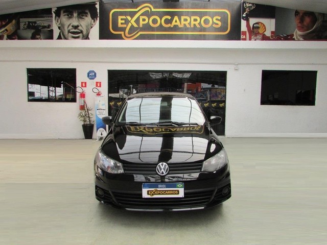 VOLKSWAGEN VOYAGE 1.6 TRENDLINE ANO 2017 FINANCIO