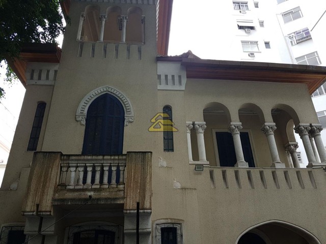 Leme | Casa Comercial 8 quartos