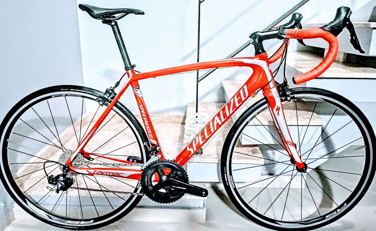 SPECIALIZED(54) TARMAC, SHIMANO105 11v, PNEUS NOVOS(cartão 18x). Trocas 10k