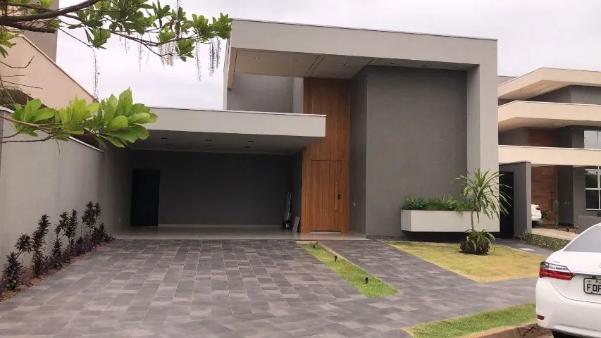 Belíssima casa sofisticada e aconchegante no Gaivota 2 - Condomínio alto padrão!!