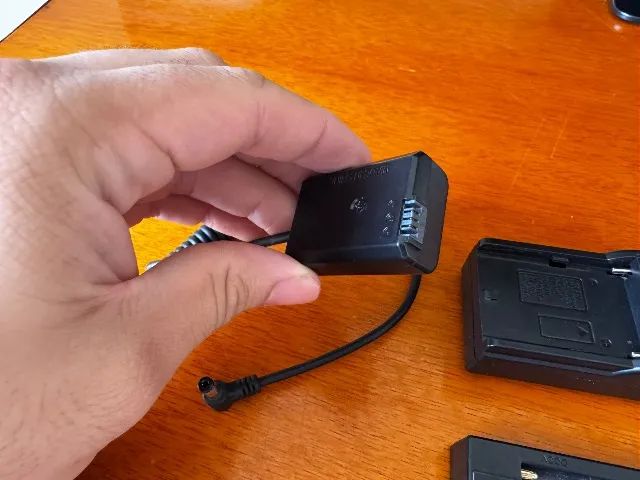 Kit Bateria Extra Gigante para Câmera Sony (Sei que funciona na ZV-E10) - Foto 6