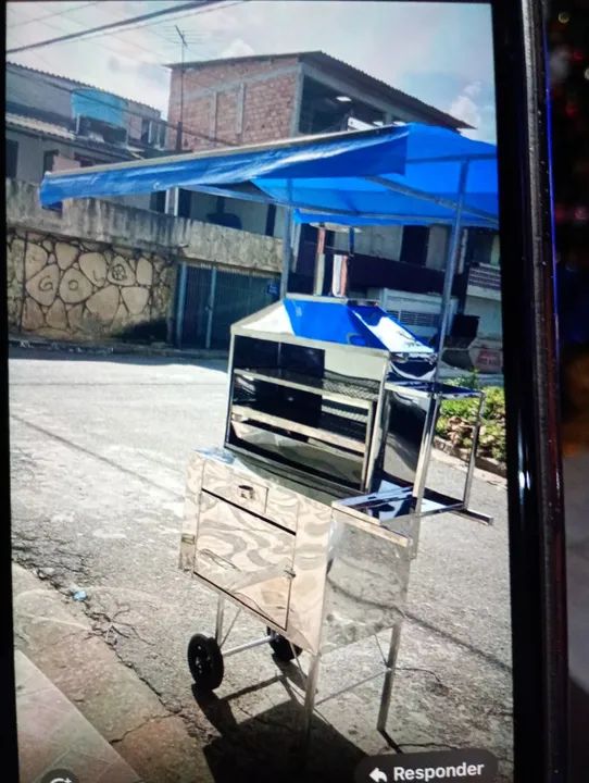 Carinho de churrasco semi novo