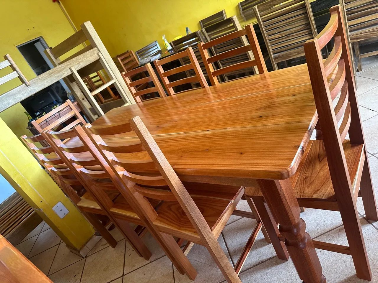 Mesa 8 cadeiras pernas torneadas 1.90x0.80 - Foto 5