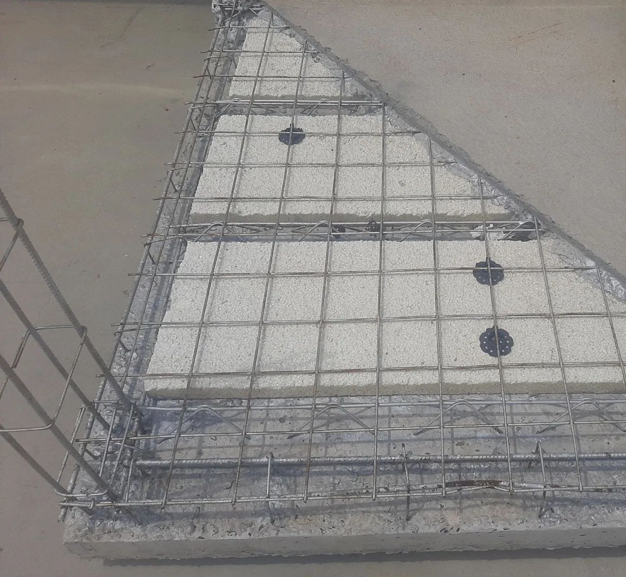 Fundação em Ferragens para Construção