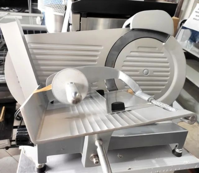 Equipamento Fatiador de Produtos Frios 275mm IFM  - Foto 4