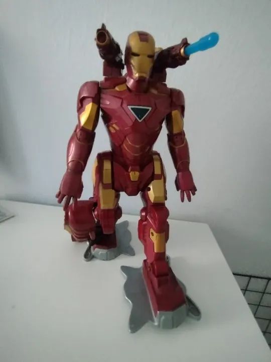 Boneco Hasbro 2009 Iron Man, Usado, com controle - não funciona - Foto 2