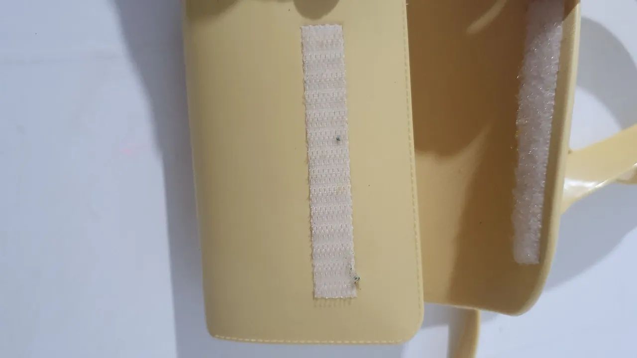 Bolsa pochete Melissa  Amarela - Foto 2