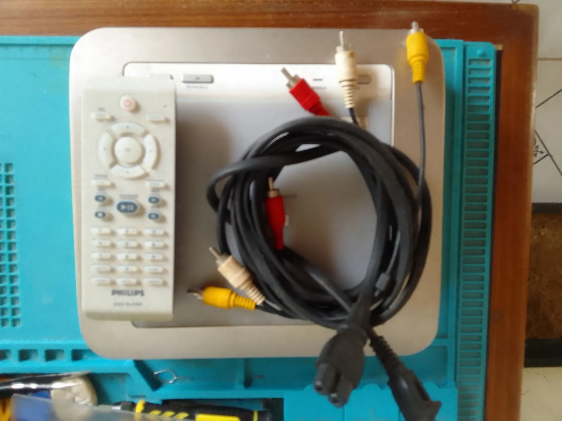 Aparelho de DVD Philips com controle remoto