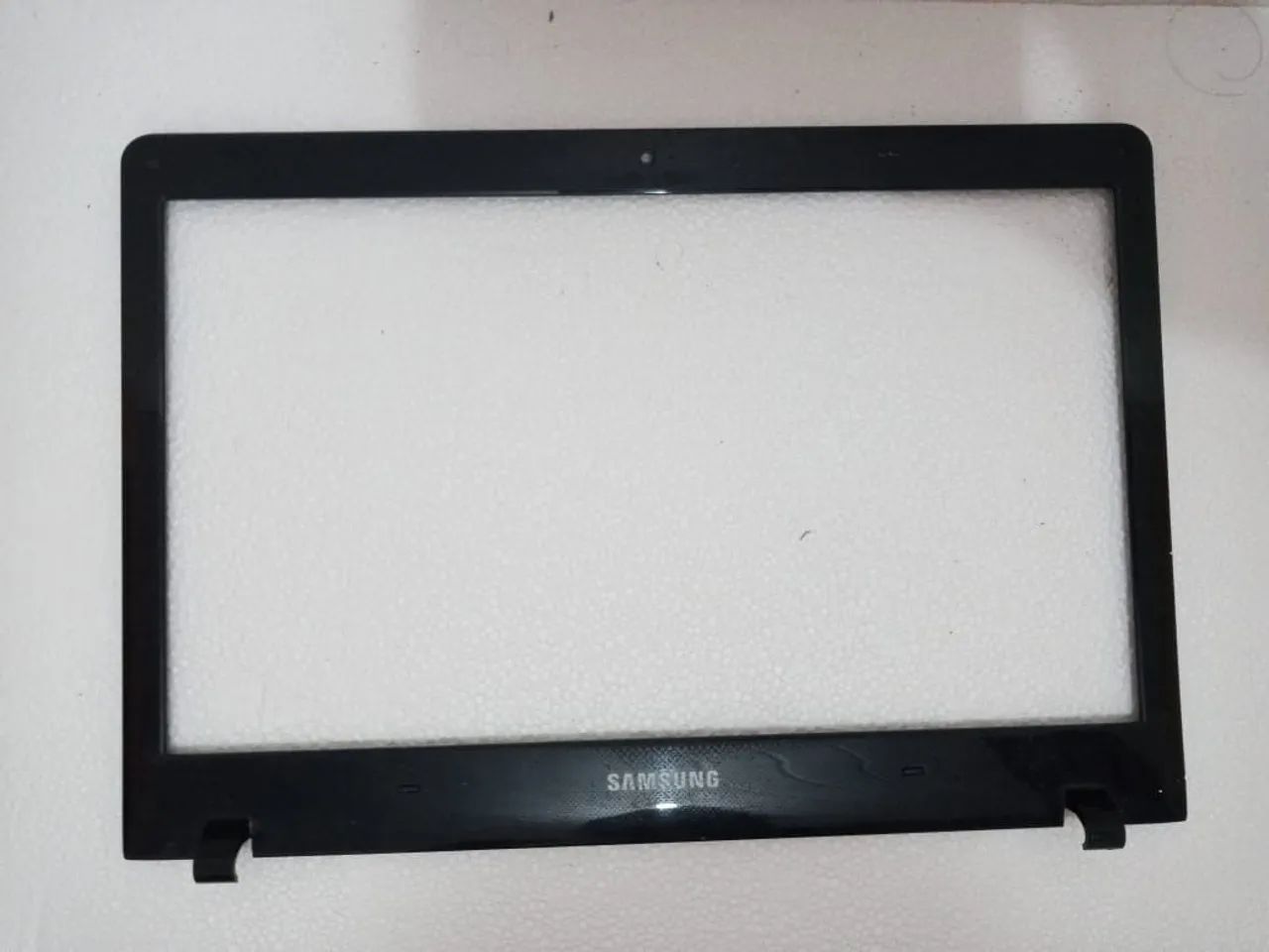 Moldura Notebook Samsung