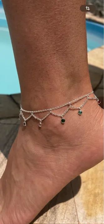 Tornozeleira em prata 925, com zircônia colorida