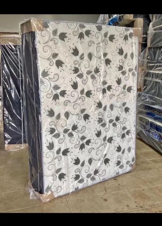 Cama box casal (novo) brinde 