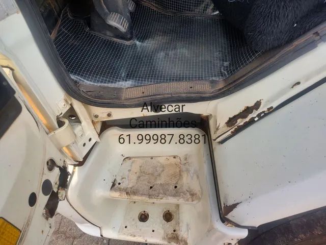 Cargo 2428/07 truck carroceria de madeira com 8.5 m - Foto 11