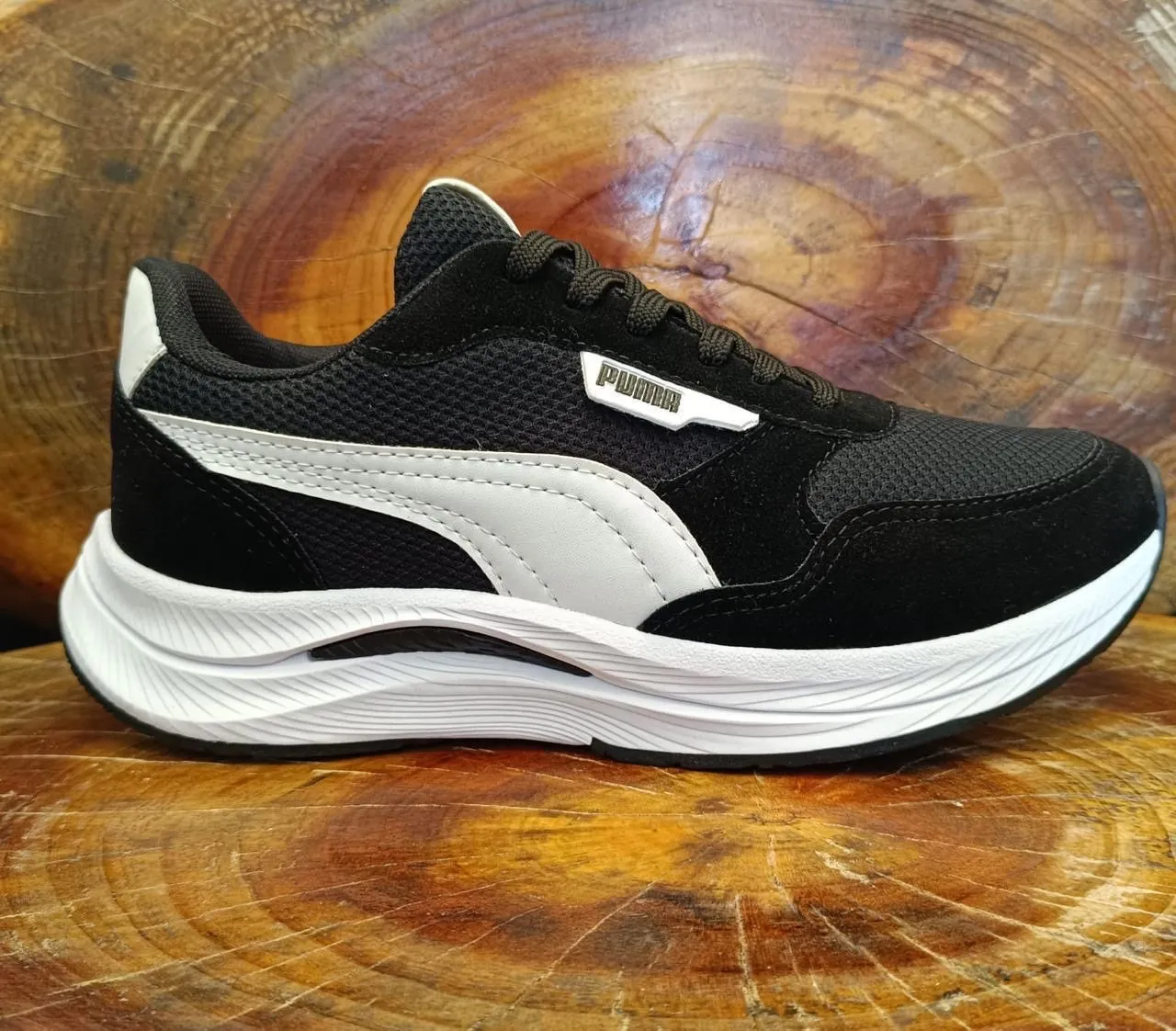 Tênis Puma Preto e Branco