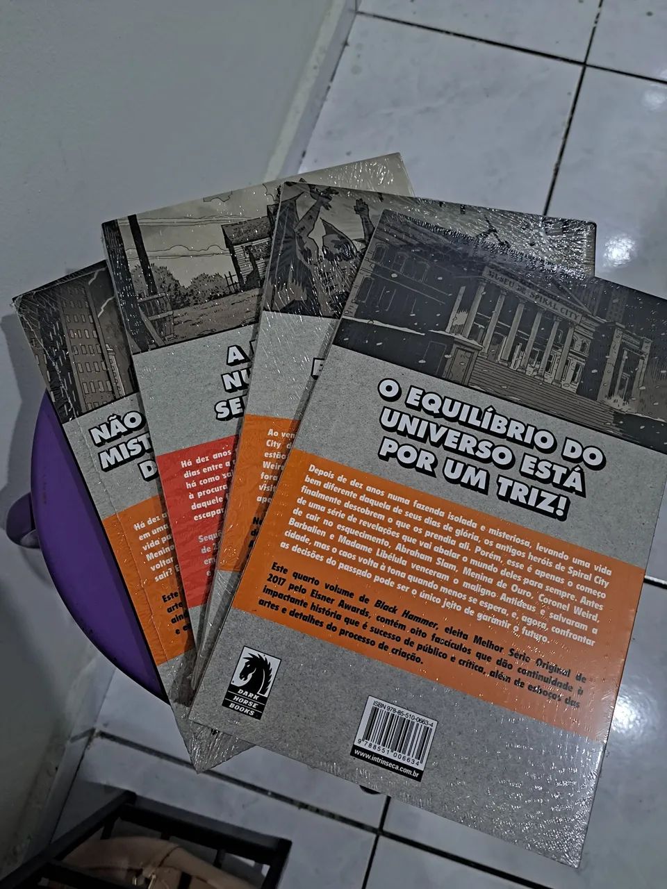 Black Hammer - completo - Foto 2