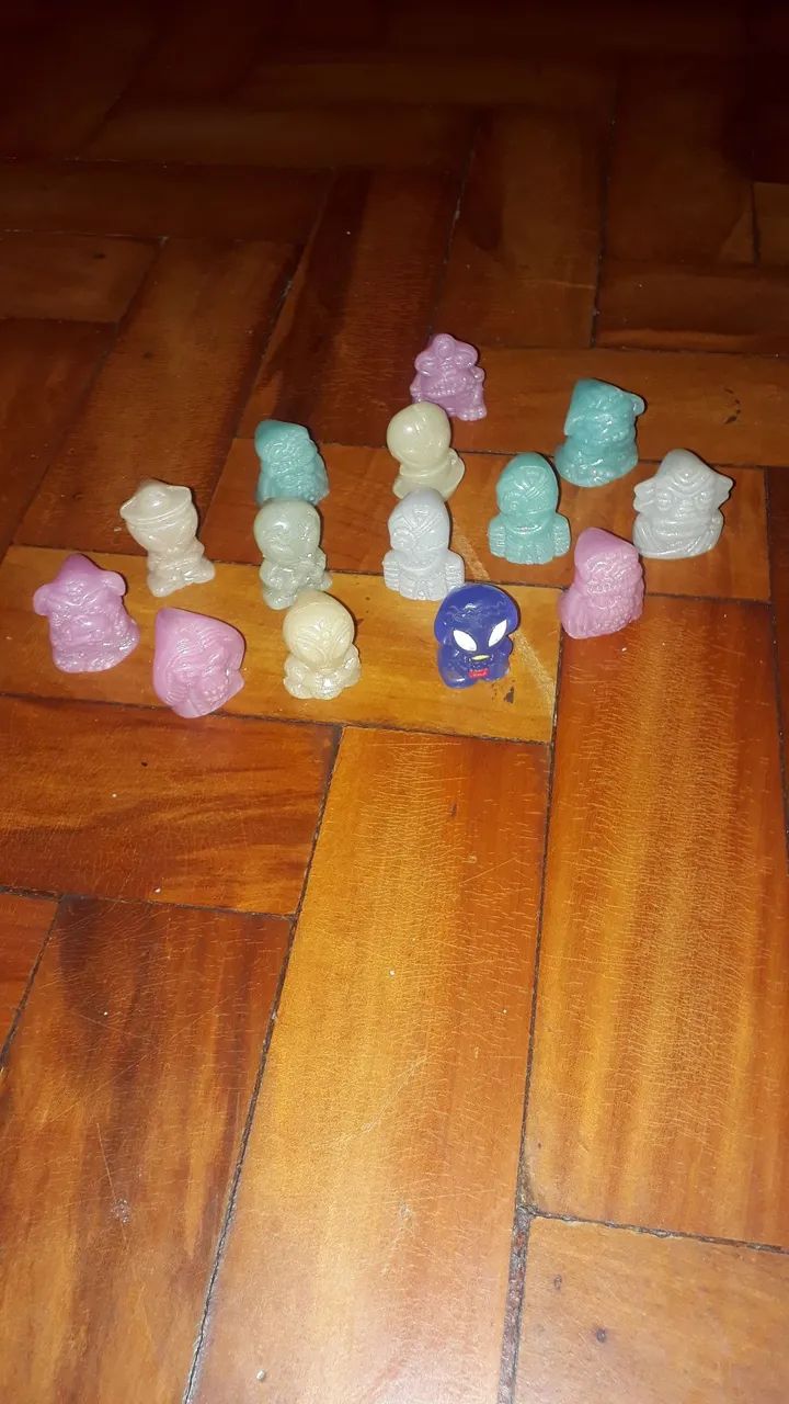 Miniaturas de Coleção geloucos.